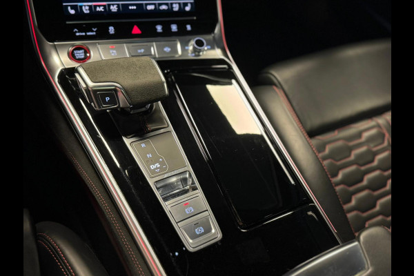 Audi A6 Avant RS6 TFSI quattro / Softclose / Stoel Verwaming/Ventilatie / Pano / 360 Camera / HUD / Keyless
