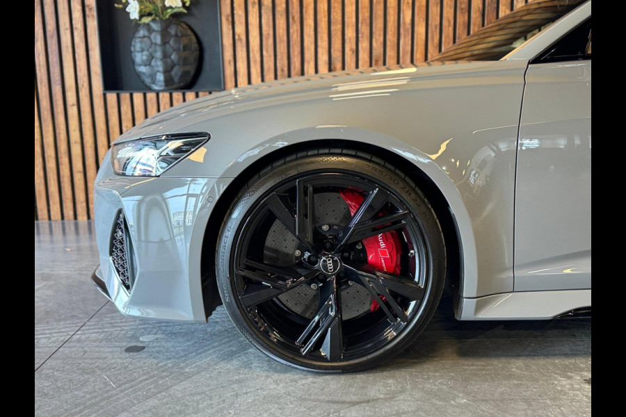 Audi A6 Avant RS6 TFSI quattro / Keramisch / Softclose / B&O Advanced / Pano / HUD / Stuur verwaming