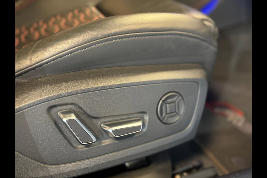 Audi A6 Avant RS6 TFSI quattro / Keramisch / Softclose / B&O Advanced / Pano / HUD / Stuur verwaming