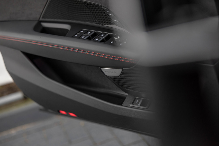 Audi e-tron GT RS 600pk Quattro Keramisch Pano HuD 4-wielbesturing Designpakket RS