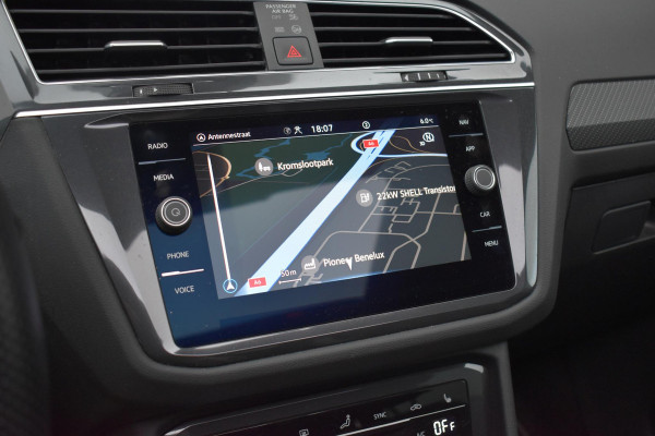 Volkswagen Tiguan Allspace 1.5 TSI R-Line 7p. Pano Lane ACC Keyless Camera Trekhaak