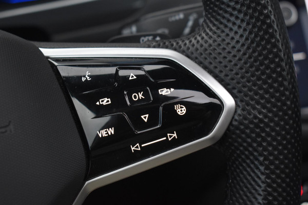 Volkswagen Tiguan Allspace 1.5 TSI R-Line 7p. Pano Lane ACC Keyless Camera Trekhaak