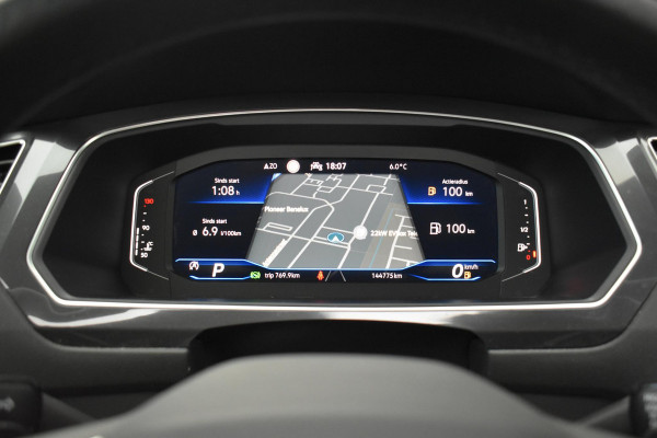 Volkswagen Tiguan Allspace 1.5 TSI R-Line 7p. Pano Lane ACC Keyless Camera Trekhaak