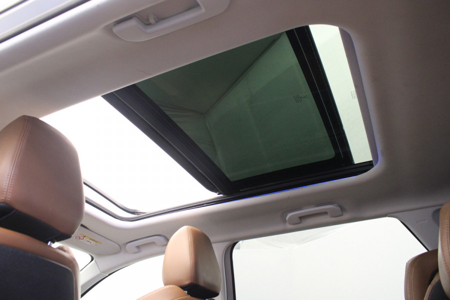 Peugeot 5008 1.2 PureTech Allure |Pano|Leder|Stoelverw.|