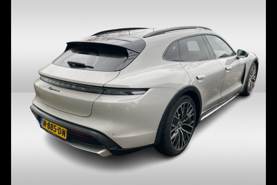 Porsche Taycan Cross Turismo 4 93 kWh / Panoramadak / 360Camera / Sportchrono / 20'' / Leder / Luchtvering / Stoelverwarming / DAB / Cruise Control