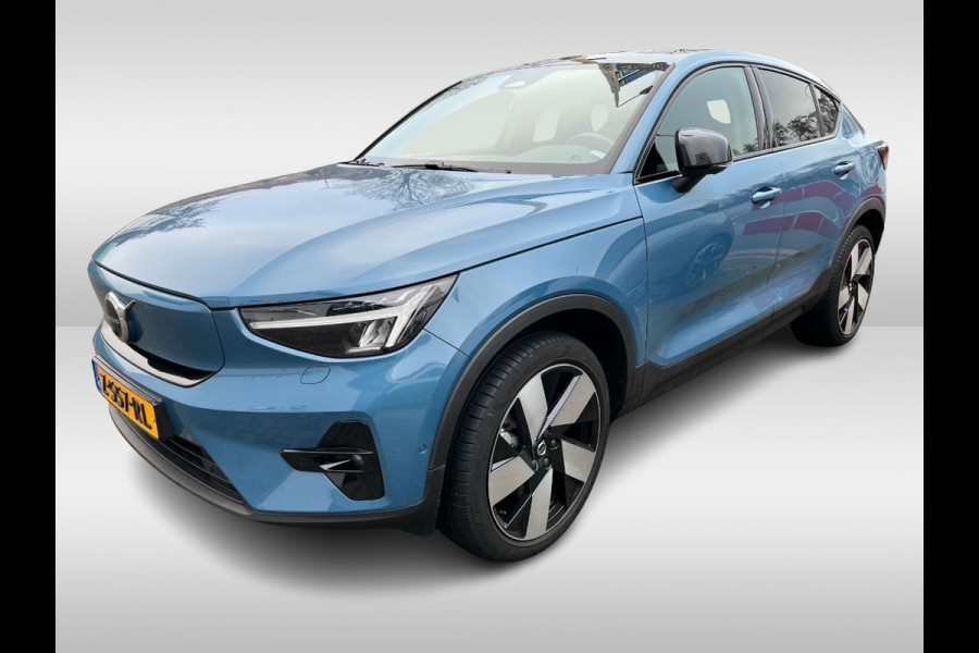 Volvo C40 Single Motor Extended Range Ultimate 82 kWh / Trekhaak / Panoramadak / 360Camera / Half leder / Keyless / 20'' / Harman Kardon / CarPlay / Warmtepomp / Stuur+Stoelverwarming / Dodehoek / DAB / ACC