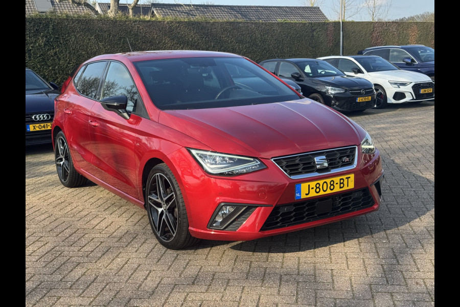 Seat Ibiza 1.0 TSI FR Business Intense / Camera / CarPlay / Keyless / 18'' / DAB / Stoelverwarming / ACC