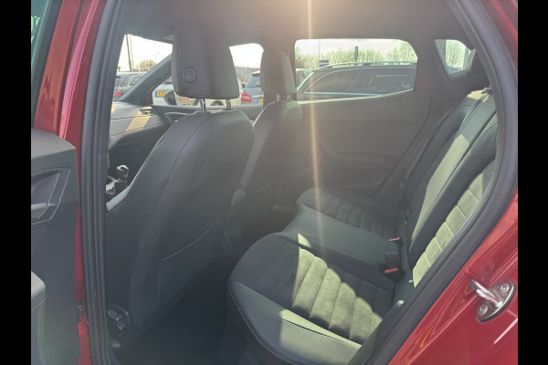 Seat Ibiza 1.0 TSI FR Business Intense / Camera / CarPlay / Keyless / 18'' / DAB / Stoelverwarming / ACC