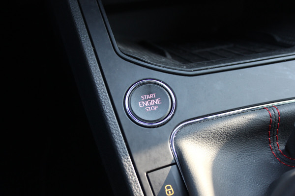 Seat Ibiza 1.0 TSI FR Business Intense / Camera / CarPlay / Keyless / 18'' / DAB / Stoelverwarming / ACC