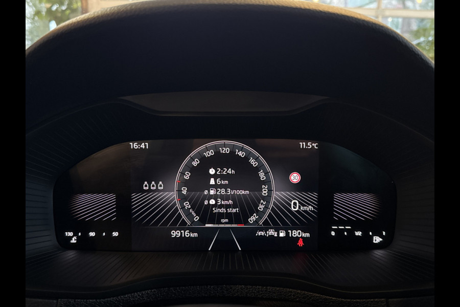 Škoda Karoq TSI 115PK SELECTION CARPLAY/LED/ECC