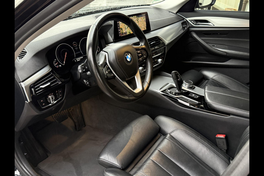 BMW 5 Serie Touring 530i xDrive High Executive | COMFORT STOELEN | ELEKTR. STOELEN | NAVIGATIE PROFF. |