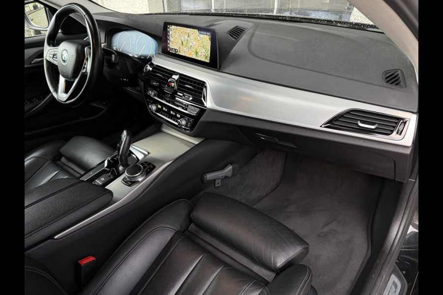 BMW 5 Serie Touring 530i xDrive High Executive | COMFORT STOELEN | ELEKTR. STOELEN | NAVIGATIE PROFF. |