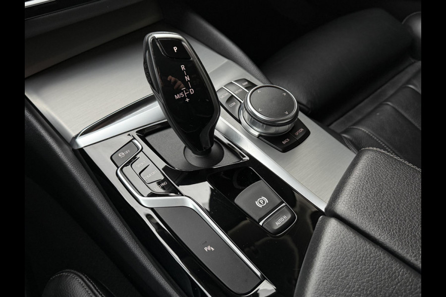 BMW 5 Serie Touring 530i xDrive High Executive | COMFORT STOELEN | ELEKTR. STOELEN | NAVIGATIE PROFF. |