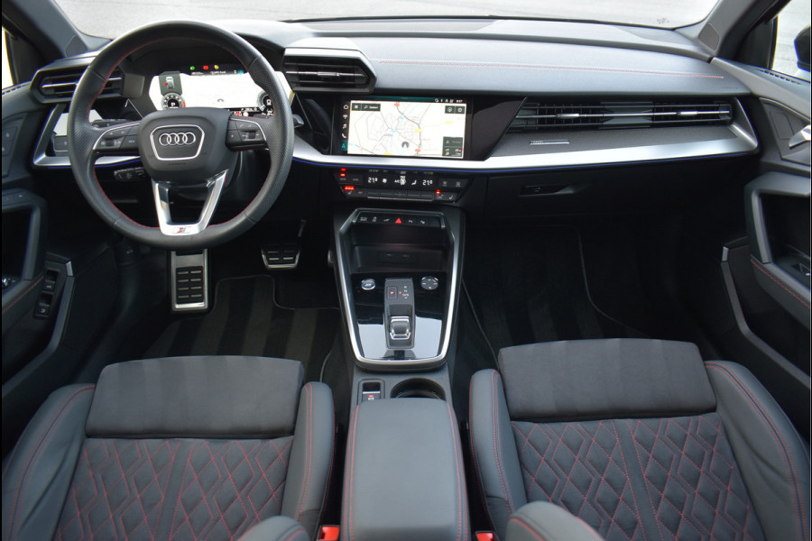 Audi A3 Sportback 45 TFSI e S-Line 245 Pk Alle Opties Pano RS-Stoel Head-Up Memory Keyless RS3 18 Inch