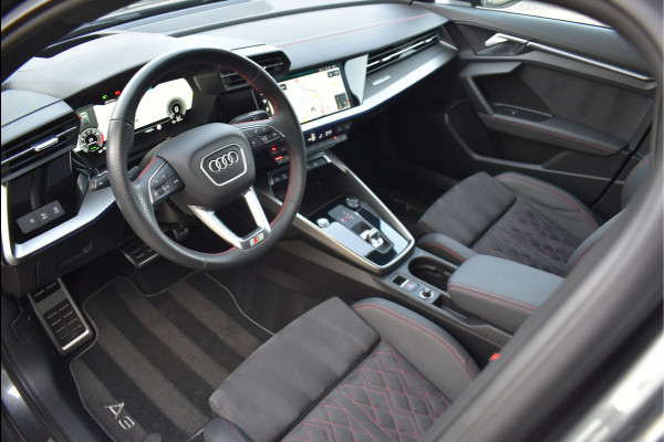 Audi A3 Sportback 45 TFSI e S-Line 245 Pk Alle Opties Pano RS-Stoel Head-Up Memory Keyless RS3 18 Inch