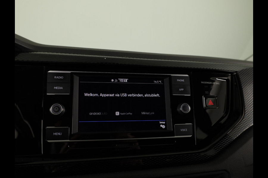 Volkswagen Polo 1.0 TSI Life 95PK | Navigatie via app | parkeersensoren | digitaal dshboard