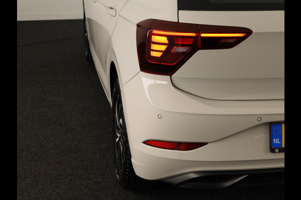 Volkswagen Polo 1.0 TSI Life 95PK | Navigatie via app | parkeersensoren | digitaal dshboard