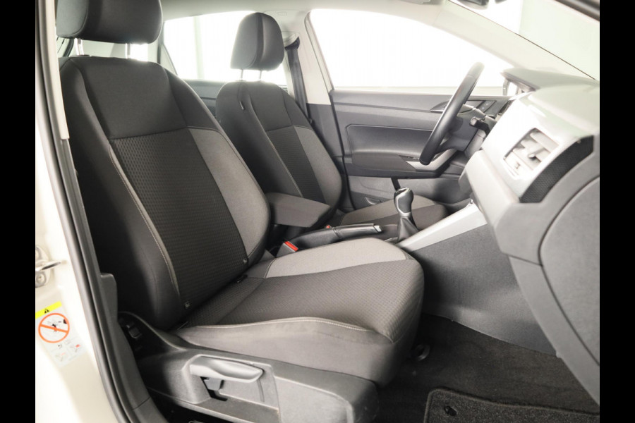 Volkswagen Polo 1.0 TSI Life 95PK | Navigatie via app | parkeersensoren | digitaal dshboard