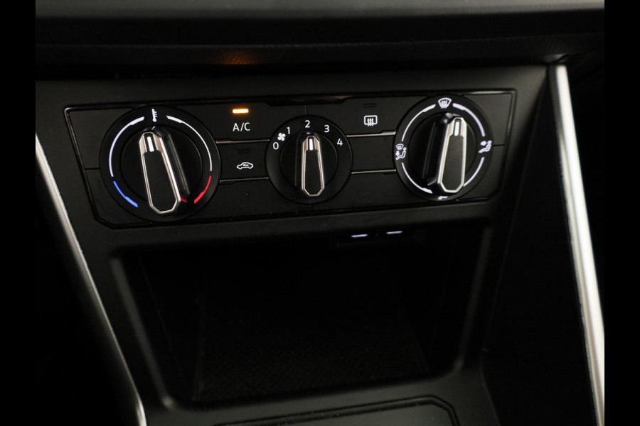 Volkswagen Polo 1.0 TSI Life 95PK | Navigatie via app | parkeersensoren | digitaal dshboard