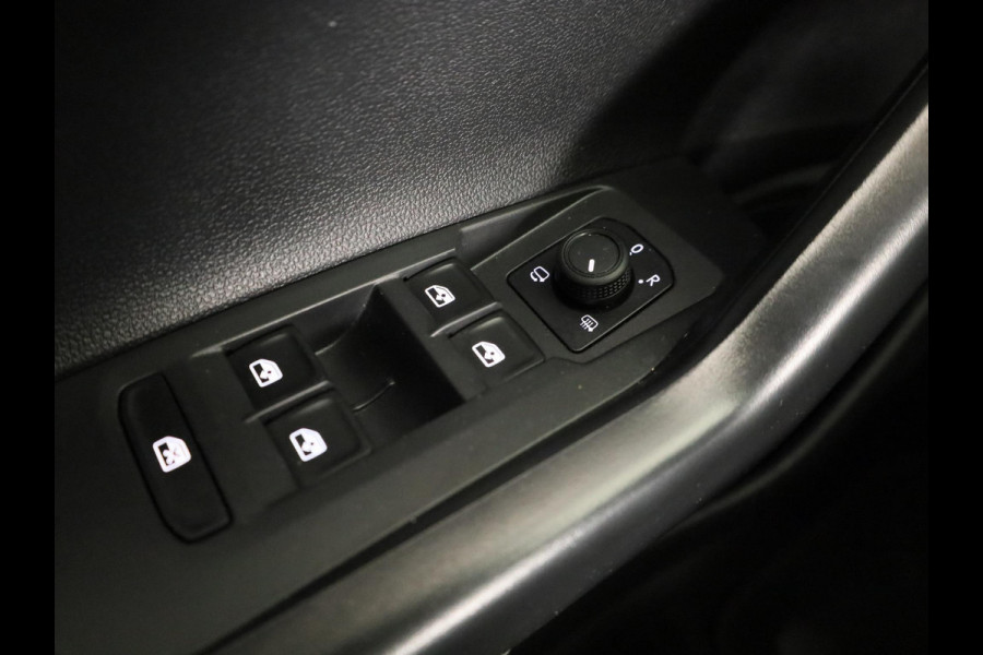 Volkswagen Polo 1.0 TSI Life 95PK | Navigatie via app | parkeersensoren | digitaal dshboard