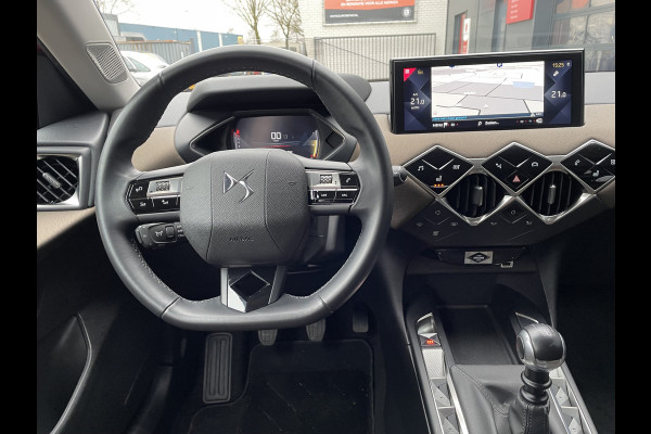 DS Ds 3 Crossback 100pk Performance Line (Stoelverwarming - Camera - Automatische Airco - Head up - Navigatie - Apple Carplay - Keyless Start)