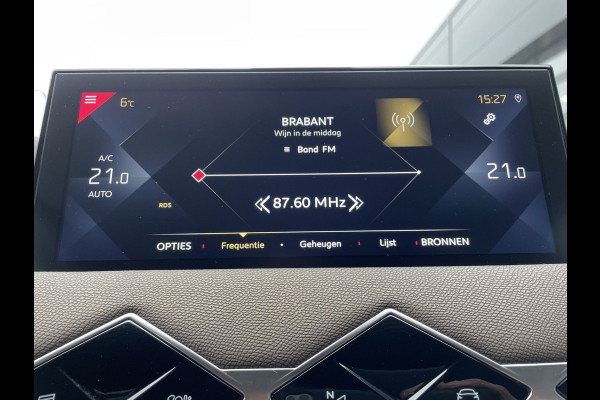 DS Ds 3 Crossback 100pk Performance Line (Stoelverwarming - Camera - Automatische Airco - Head up - Navigatie - Apple Carplay - Keyless Start)