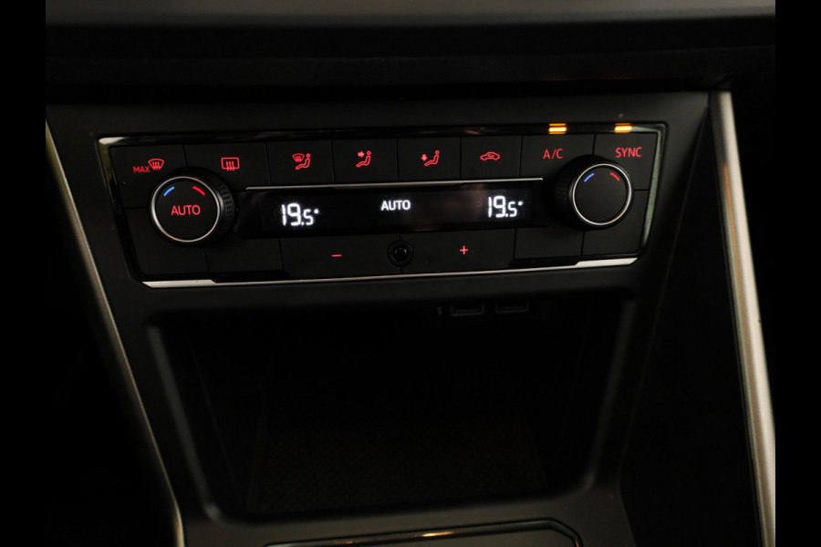 Volkswagen Polo 1.0 TSI Comfortline Business 95PK | Automaat (DSG) | Navigatie | Parkeersensoren