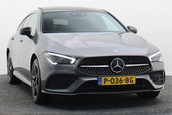 Mercedes-Benz CLA-Klasse Shooting Brake 250 e Premium Plus AMG Panoramadak, ACC, Camera, Sfeerverlichting, Trekhaak, Widescreen, 18"