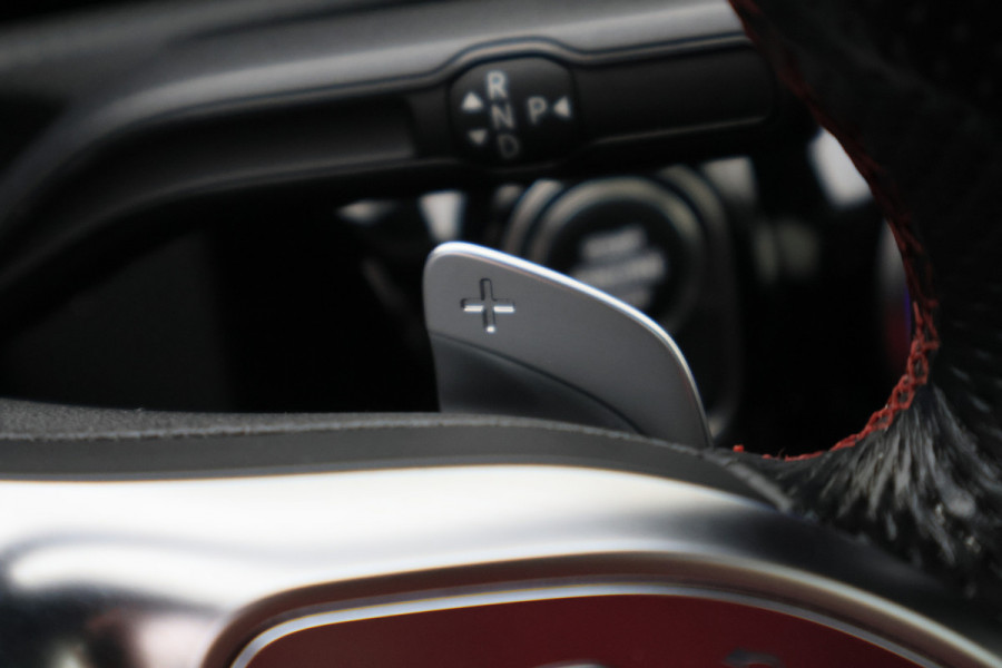 Mercedes-Benz CLA-Klasse Shooting Brake 250 e Premium Plus AMG Panoramadak, ACC, Camera, Sfeerverlichting, Trekhaak, Widescreen, 18"