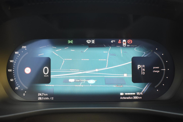 Volvo EX40 252PK Single Motor Extended Range 82 kWh Plus / Lounge Pakket / Panoramadak / 360 Camera / Extra getint glas / 20'' Velgen / MicrTech/Nubuck bekleding