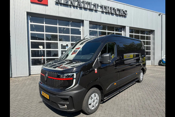 Renault Master RED EDITION 170pk L3H2 BPM VRIJ/ BETIMMERD/ SIDEBARS/ TREKHAAK/ CAMERA/ ALL WEATHER BANDEN/ RIJKLAAR!!!