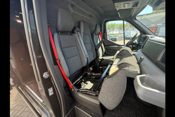 Renault Master RED EDITION 170pk L3H2 BPM VRIJ/ BETIMMERD/ SIDEBARS/ TREKHAAK/ CAMERA/ ALL WEATHER BANDEN/ RIJKLAAR!!!