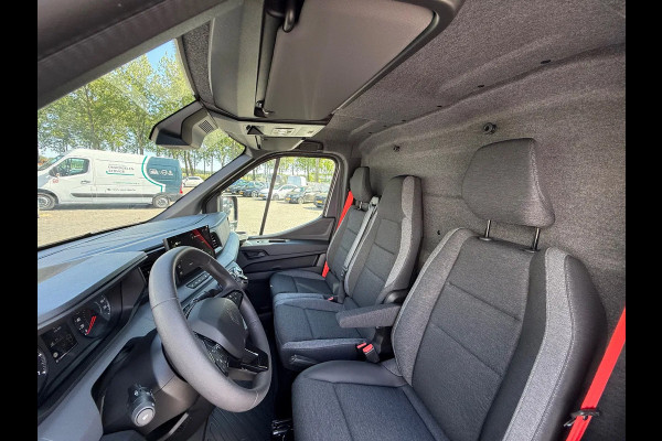 Renault Master RED EDITION 170pk L3H2 BPM VRIJ/ BETIMMERD/ SIDEBARS/ TREKHAAK/ CAMERA/ ALL WEATHER BANDEN/ RIJKLAAR!!!