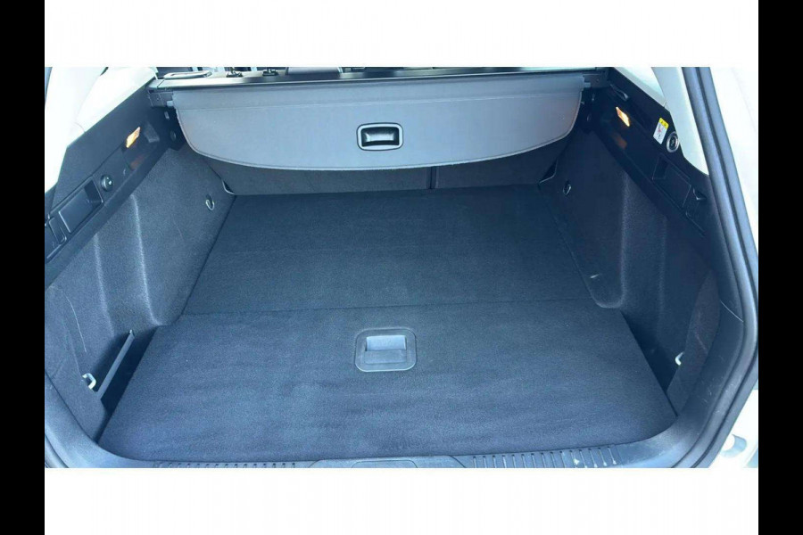 Ford FOCUS Wagon 1.0 EcoBoost Hybrid 125 PK Trend Edition Business TREKHAAK CARPLAY/ANDROID AUTO PARKEERSENSOREN