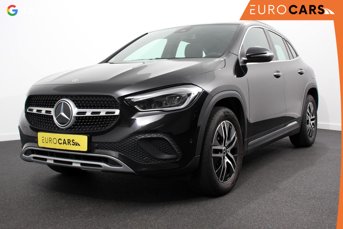 Mercedes-Benz GLA 200 163pk DCT Premium Plus | Navigatie | Parkeersensoren | Camera | Elektrische achterklep | Elektrisch Panorama dak | Cruise Control | Virtual Cockpit | Stoelverwarming | Sfeerverlichting | Climate Control