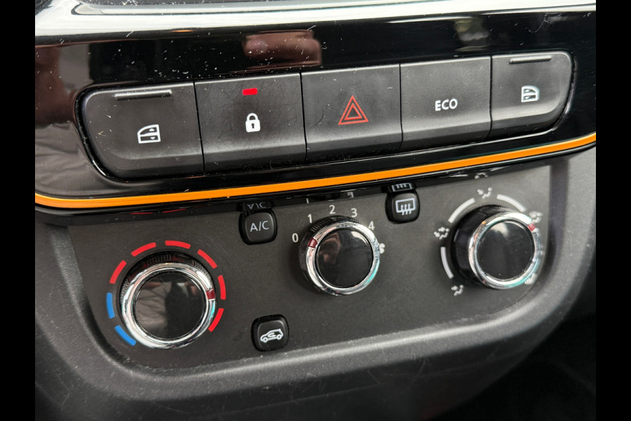 Dacia Spring Comfort Plus 27 kWh Navi Camera Leder