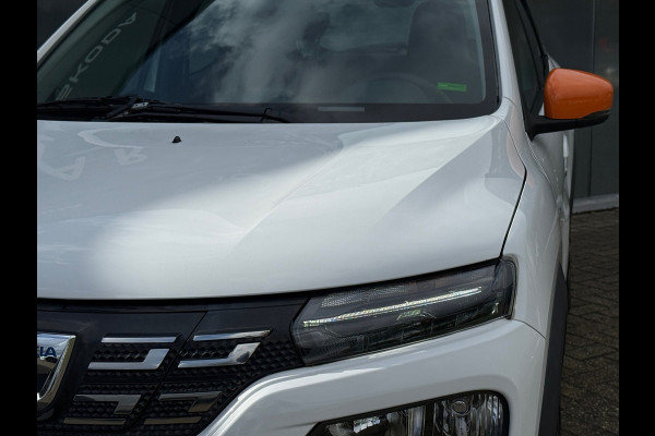 Dacia Spring Comfort Plus 27 kWh Navi Camera Leder