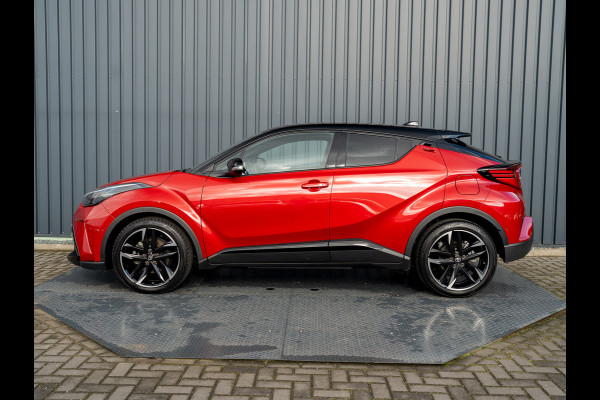 Toyota C-HR 1.8 Hybrid GR-Sport | Bi-Tone | Trekhaak | Dodehoek sensoren | Stoel & Stuur verw. | 19'' | Prijs Rijklaar!!