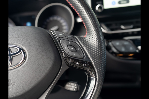 Toyota C-HR 1.8 Hybrid GR-Sport | Bi-Tone | Trekhaak | Dodehoek sensoren | Stoel & Stuur verw. | 19'' | Prijs Rijklaar!!