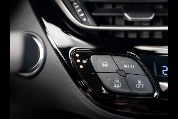 Toyota C-HR 1.8 Hybrid GR-Sport | Bi-Tone | Trekhaak | Dodehoek sensoren | Stoel & Stuur verw. | 19'' | Prijs Rijklaar!!