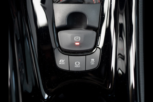 Toyota C-HR 1.8 Hybrid GR-Sport | Bi-Tone | Trekhaak | Dodehoek sensoren | Stoel & Stuur verw. | 19'' | Prijs Rijklaar!!
