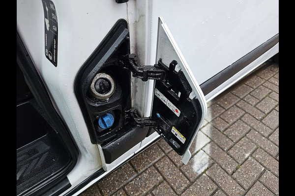 Ford Transit Custom 2.0 TDCI L2H1 Navi Airco 3 Zits PDC Cruise Control Euro6 105 PK!