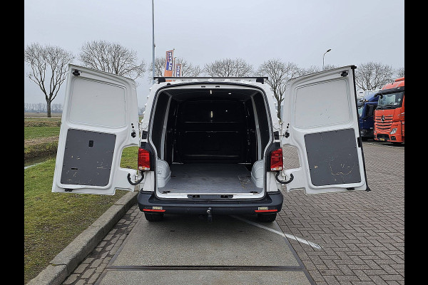 Volkswagen Transporter 2.0 TDI T6.1 L2H1 2x-Zijdeur Trekhaak Achterdeuren CarPlay!