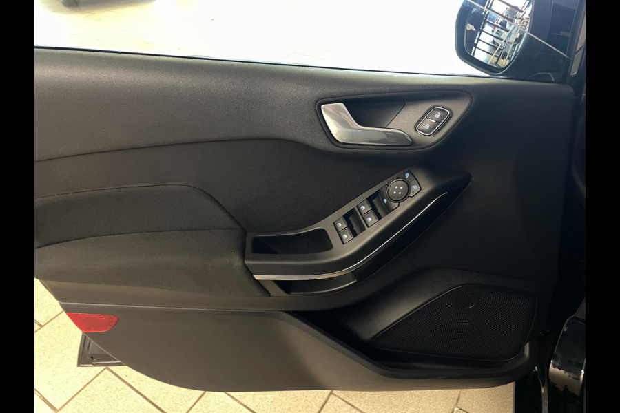 Ford Fiesta 1.0 EcoBoost Hybrid Titanium X AIRCO NAVI CRUISE BLUETOOTH MULTI STUUR ZEER NETTE AUTO