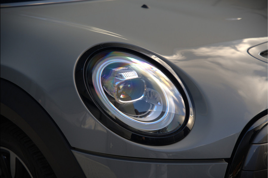 MINI Mini Electric Yours 33 kWh | Panoramadak | Harman Kardon | Head-Up Display | Union Jack | Black Pack | BTW | Stoelverwarming | Keyless | Apple Carplay | Navigatie | Camera | Parkeersensoren | Warmtepomp | Leer | Cruise