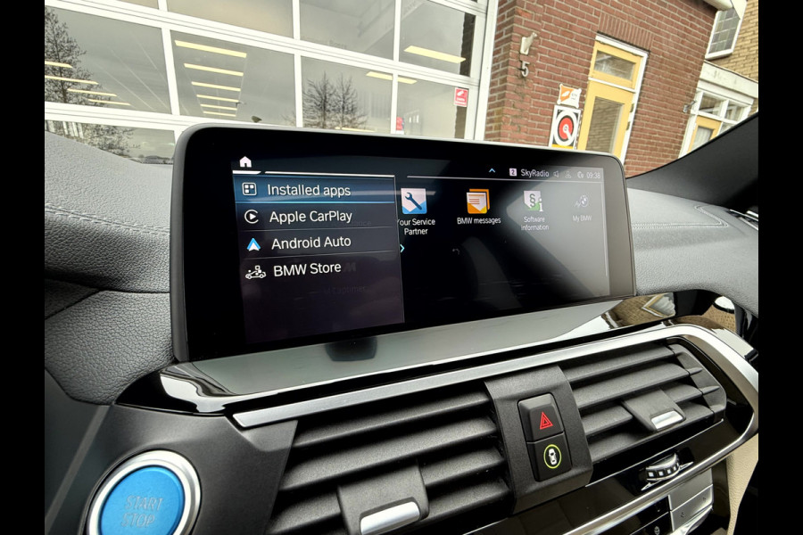 BMW iX3 High Executive 80 kWh SOH 94.5%, Panoramadak, 360 Camera, Trekhaak, Harman/Kardon
