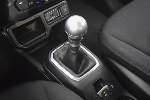 Jeep Renegade 1.0T Longitude TREKHAAK/KEYLESS/APPLE CARPLAY