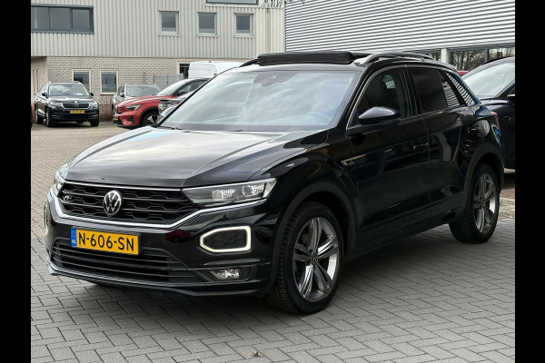 Volkswagen T-Roc 1.5 TSI Sport Business R-Line | VOL! | Afneembare Trekhaak | Panoramadak | Beats Audio | Stoelverwarming | Adaptive Cruise |