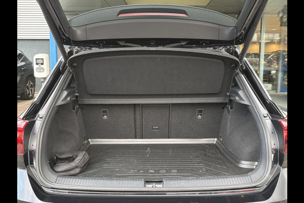 Volkswagen T-Roc 1.5 TSI Sport Business R-Line | VOL! | Afneembare Trekhaak | Panoramadak | Beats Audio | Stoelverwarming | Adaptive Cruise |