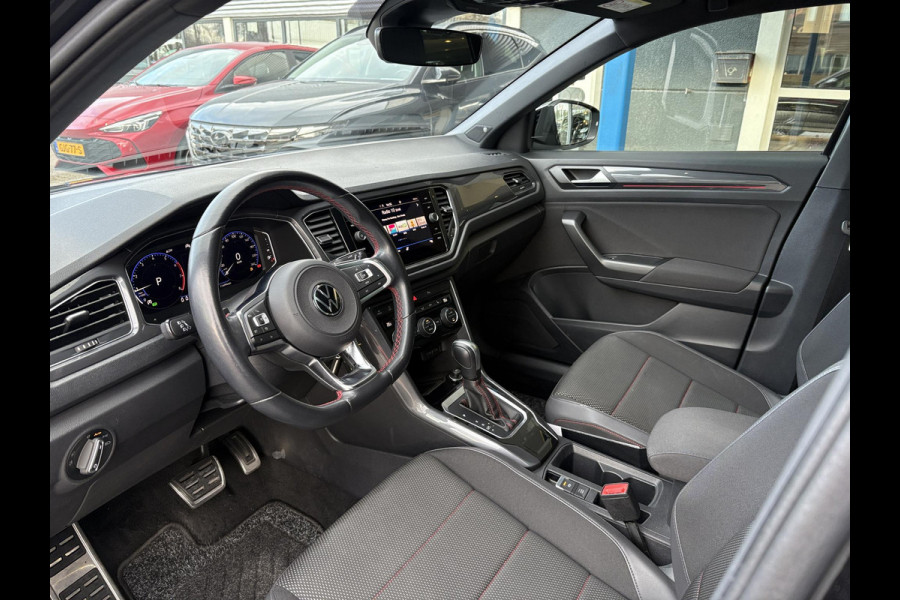Volkswagen T-Roc 1.5 TSI Sport Business R-Line | VOL! | Afneembare Trekhaak | Panoramadak | Beats Audio | Stoelverwarming | Adaptive Cruise |